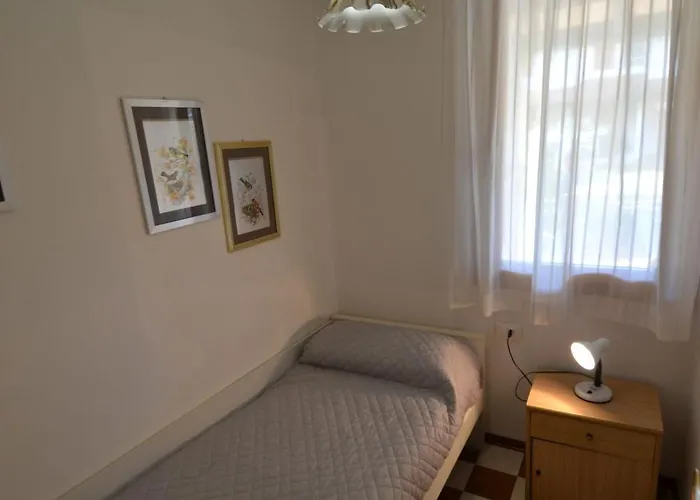 Cozy Retreat With Garden And Pool Bibione